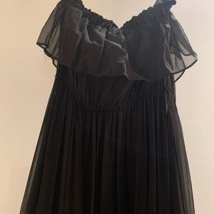 Black strapless glowing gown